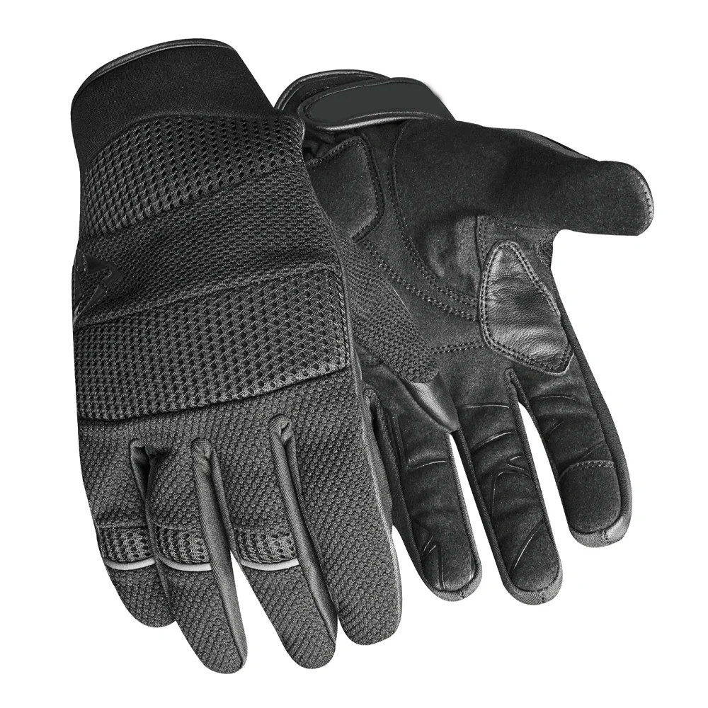 12 Cycling gloves - Image 1